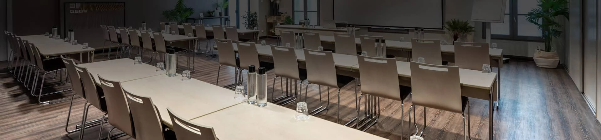 Salle de réception Caraïbes privatisable au Bistro Yonnais à La Roche-sur-Yon.