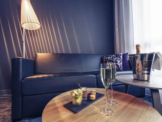 hotel-mercure-la-roche-sur-yon-junior-suite_02.jpeg