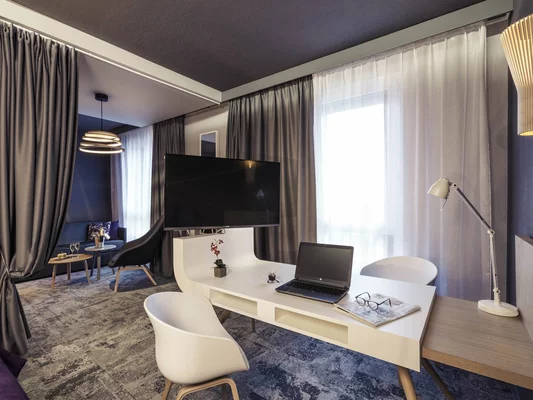 hotel-mercure-la-roche-sur-yon-junior-suite_05.jpeg